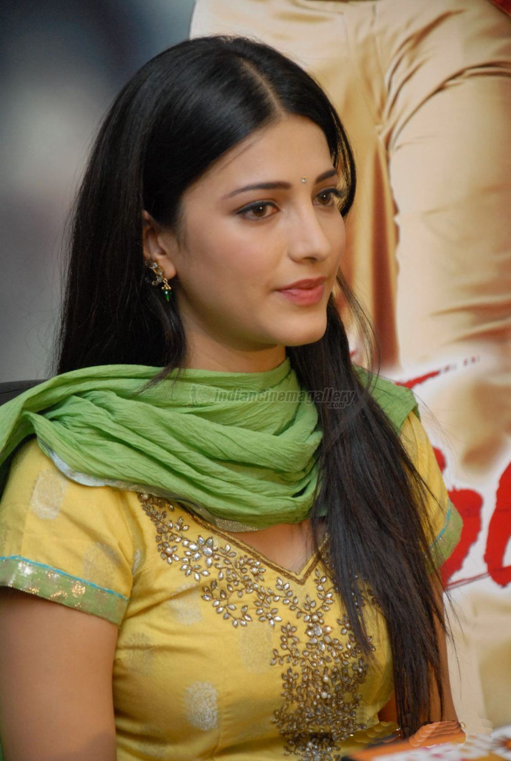 Shruti Hassan Full Hd Wallpaper , Pictures Data-src - Shruthi Haasan Photos Hd - 1000x1489 Wallpaper Shruti Hassan Full Hd Wallpaper , Pictures Data-src - Shruthi Haasan Photos Hd - 1000x1489 Wallpaper
