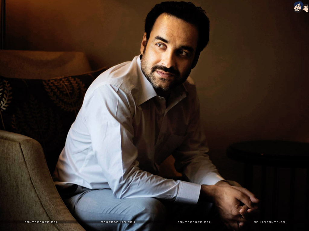 Pankaj Tripathi Super 30 - HD Wallpaper 
