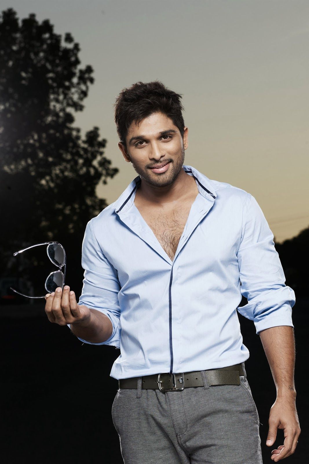 Allu Arjun Images, Allu Arjun Wallpapers Hd - Hd Wallpaper Allu Arjun - HD Wallpaper 