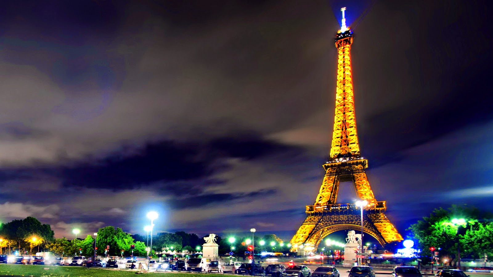 Eiffel Tower Vintage Wallpapers Mobile For Laptop Wallpaper - Eiffel Tower  - 1600x900 Wallpaper 
