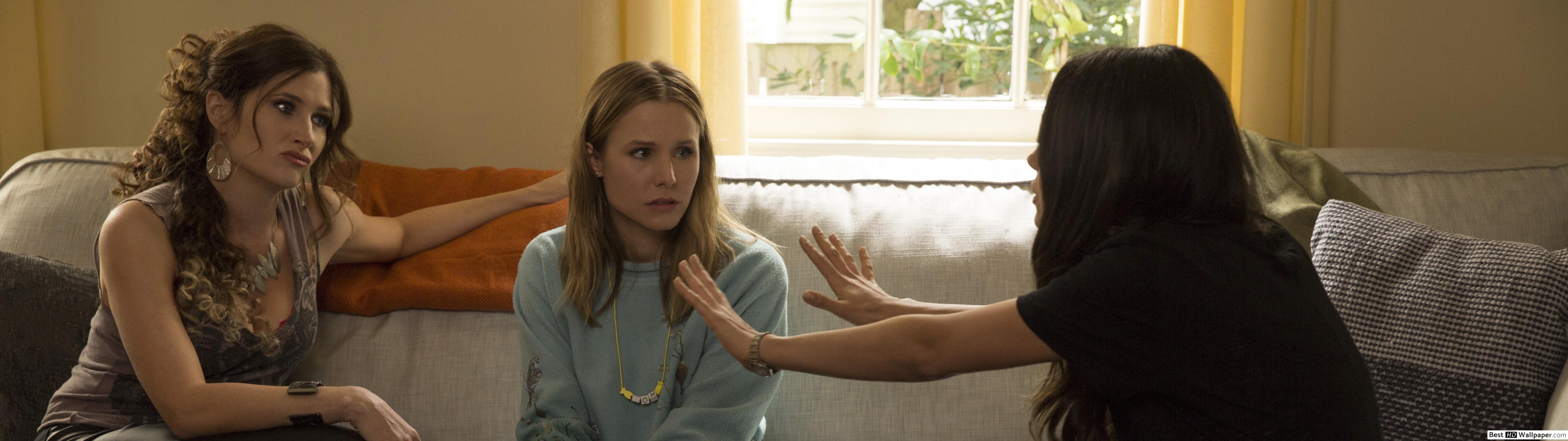 Bad Moms Living Room - HD Wallpaper 