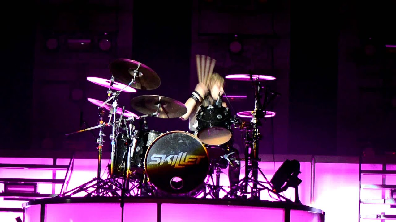 Skillet Jen Drummer Skillet Hd - HD Wallpaper 