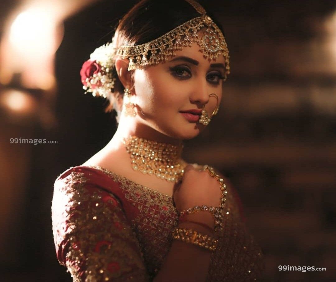 Rashami Desai Latest Hot Hd Photos / Wallpapers (instagram - Rashami Desai Bigg Boss - HD Wallpaper 