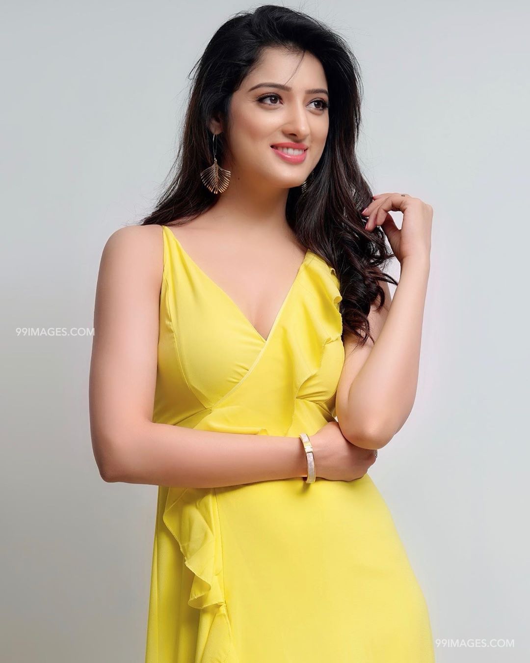 Richa Panai Hot Hd Photos & Wallpapers For Mobile 
 - Richa Panai Full Hd - HD Wallpaper 