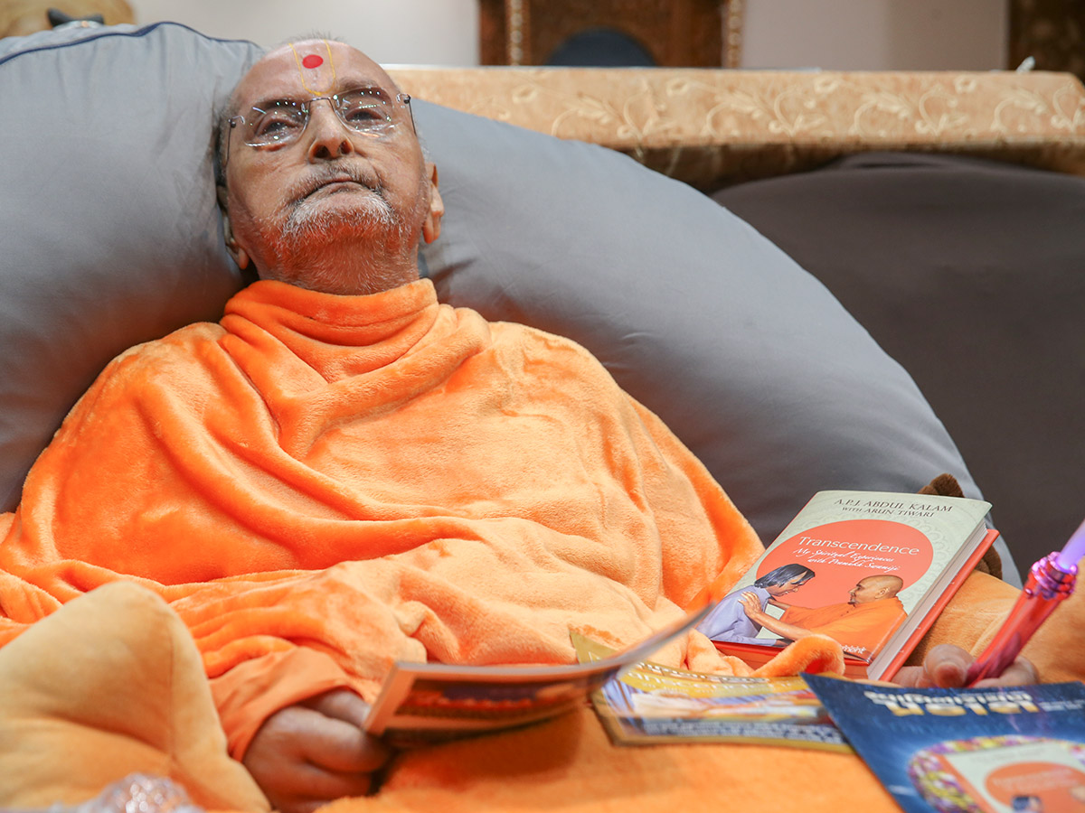 Senior Citizen - HD Wallpaper 