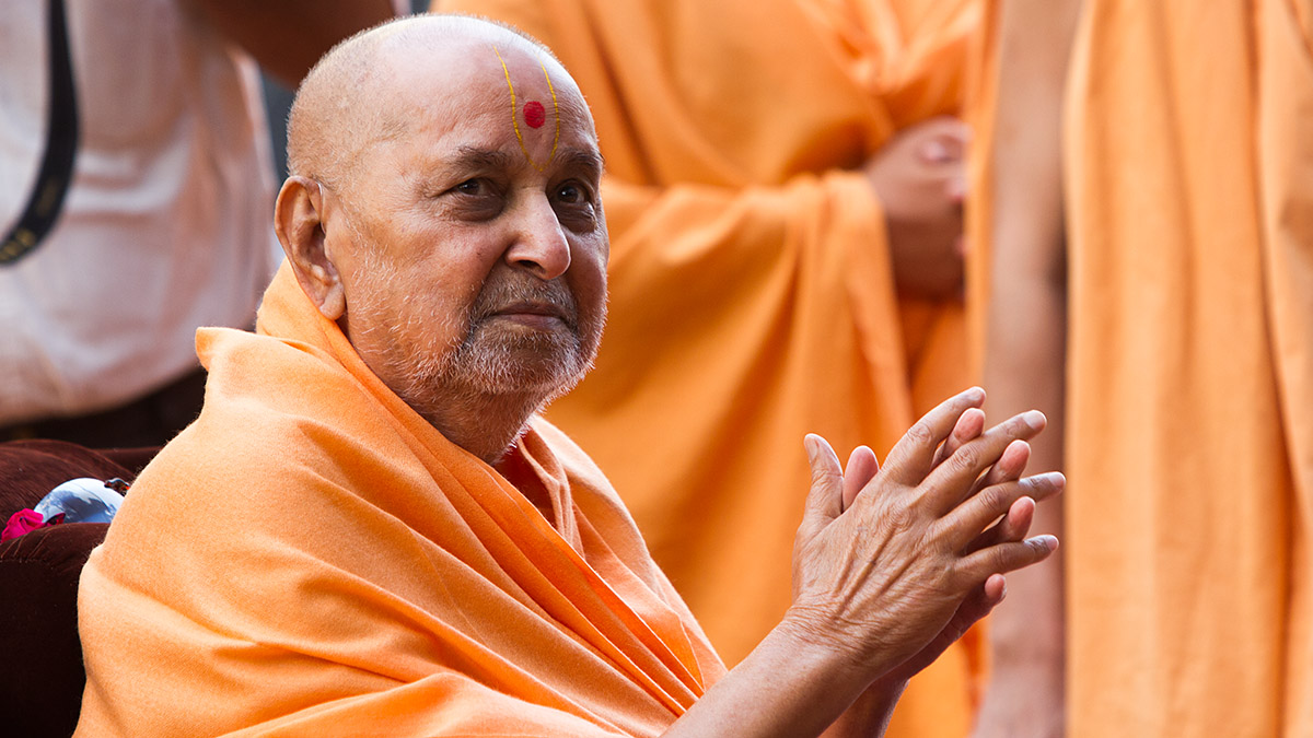 Pramukh Swami Maharaj 4k - HD Wallpaper 