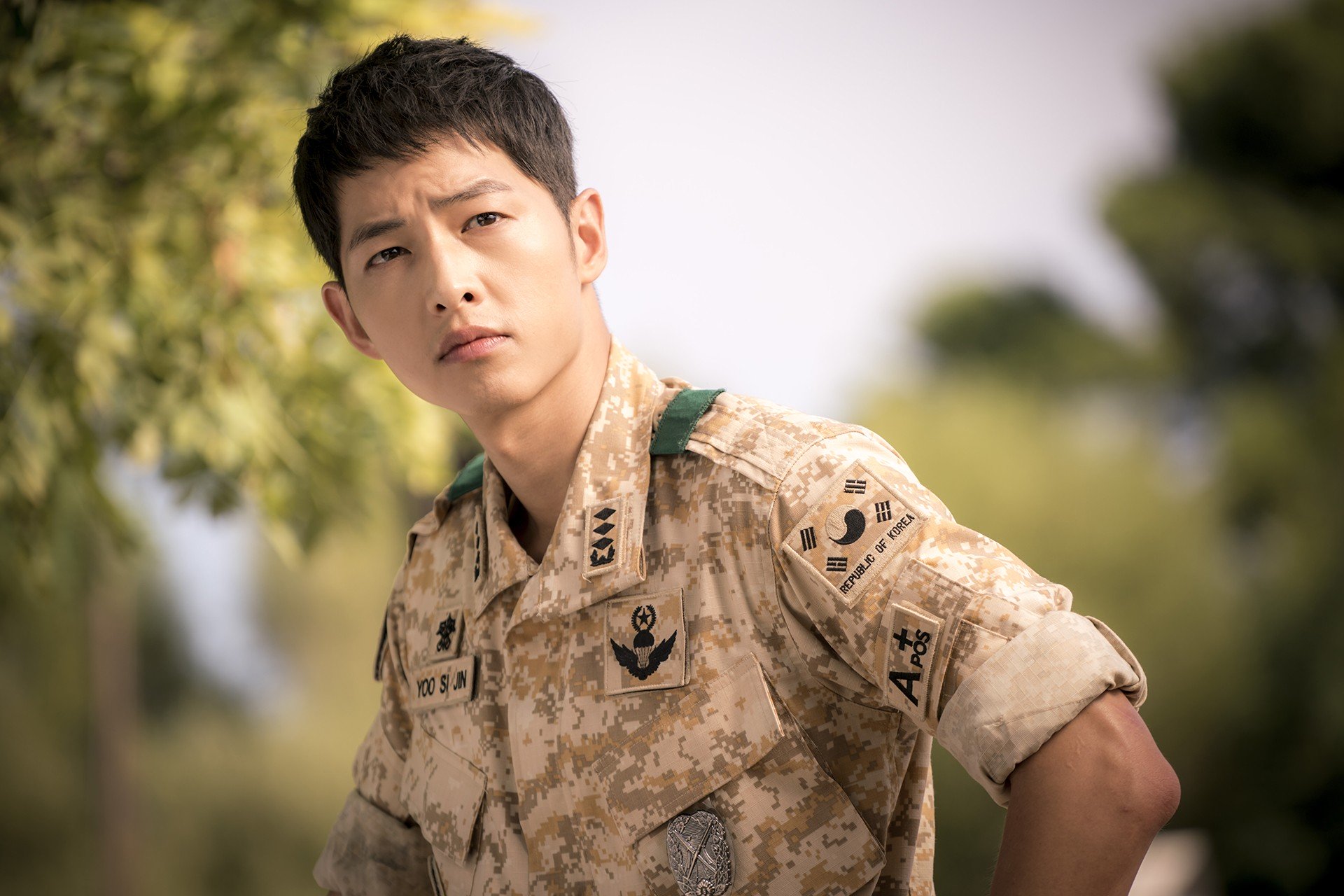 Descendants Of The Sun Male Lead - HD Wallpaper 
