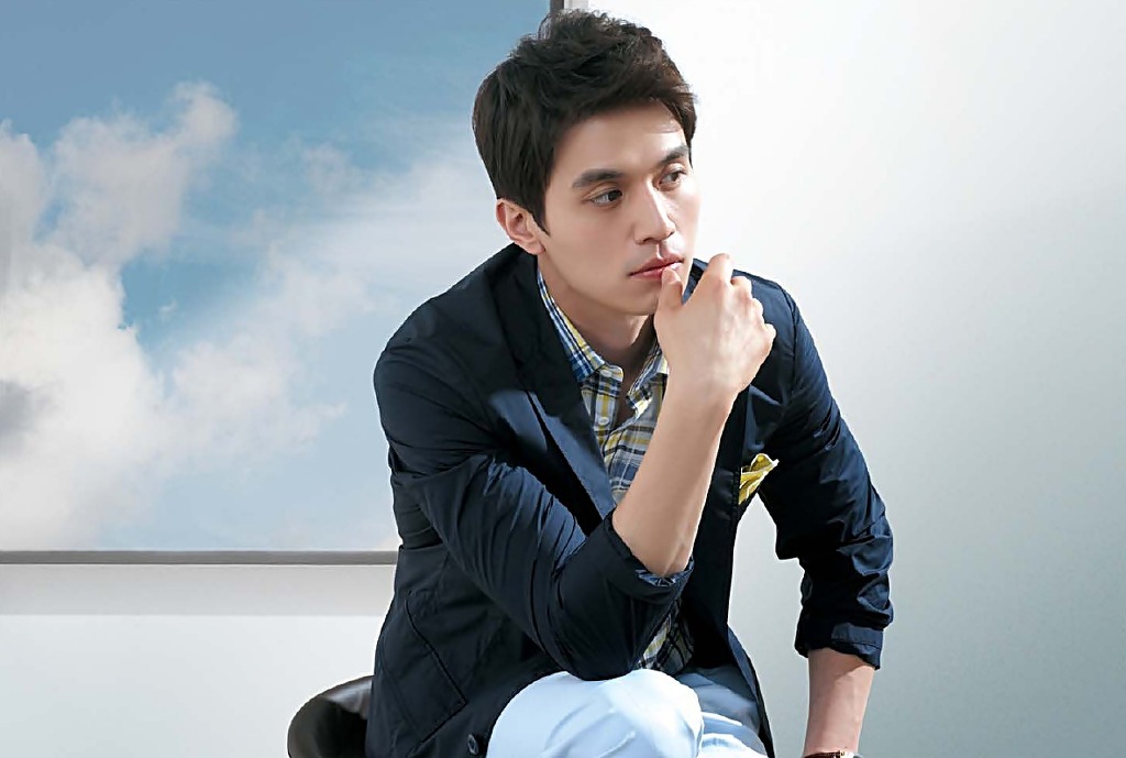 Lee Dong Wook - Diễn Viên Nam Sanh - HD Wallpaper 