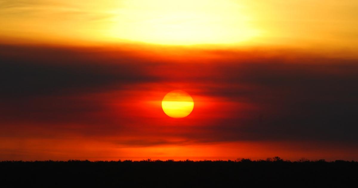 Aboriginal Sunset - HD Wallpaper 