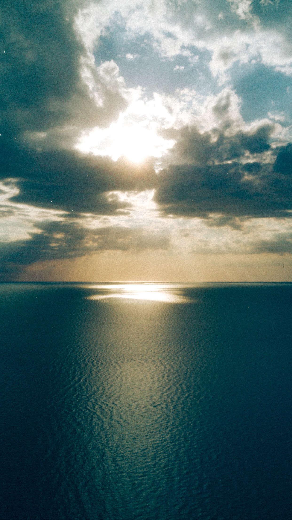 Sea Clouds - HD Wallpaper 