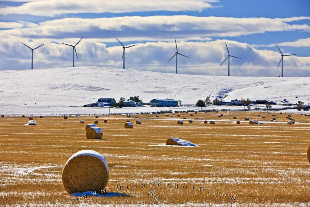 Photo Hay Bales Wind Turbines Alberta - Wind Farms In Southern Alberta - HD Wallpaper 