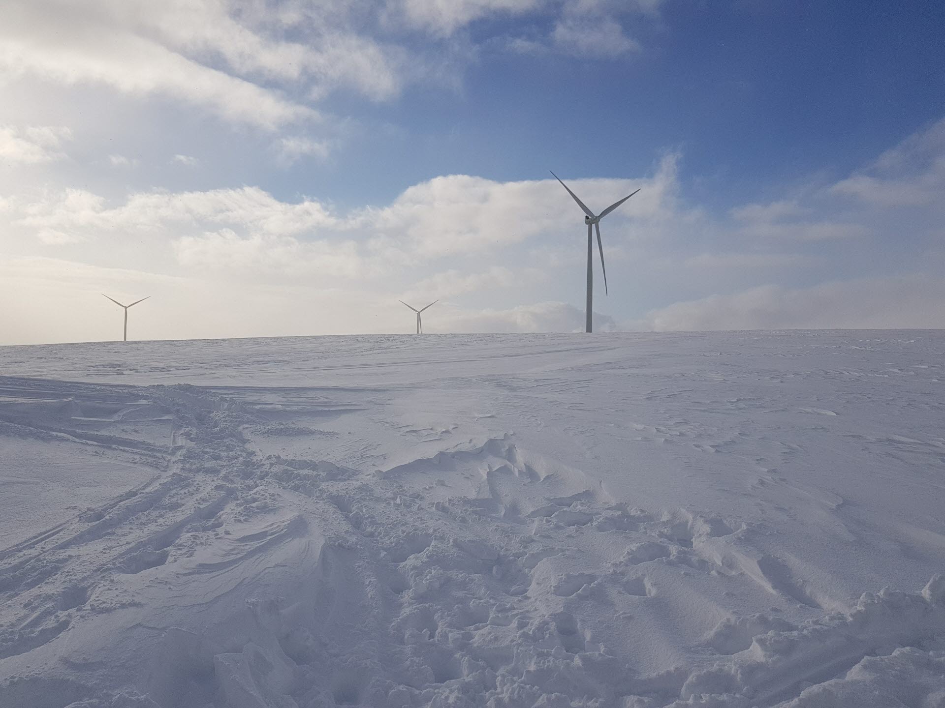 Raggovidda Wind Farm - HD Wallpaper 