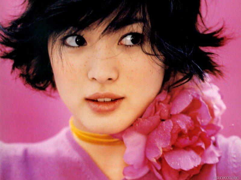 Song Hye Kyo Face Beauty Posts - HD Wallpaper 
