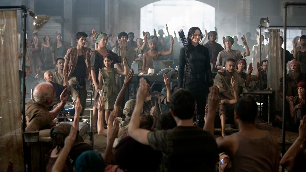 Hunger Game Three Finger - HD Wallpaper 
