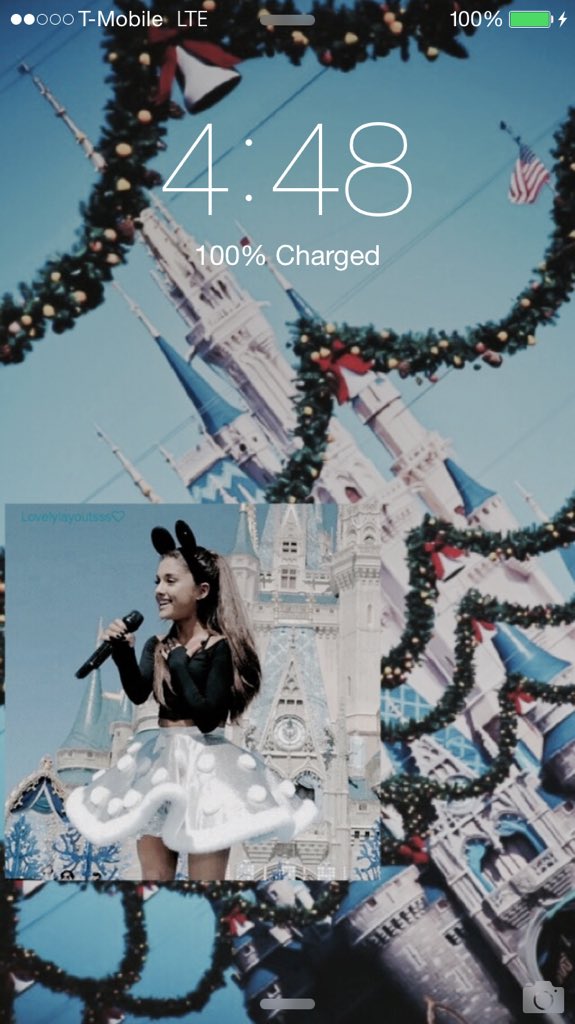 Ariana Grande Christmas Lockscreen - HD Wallpaper 