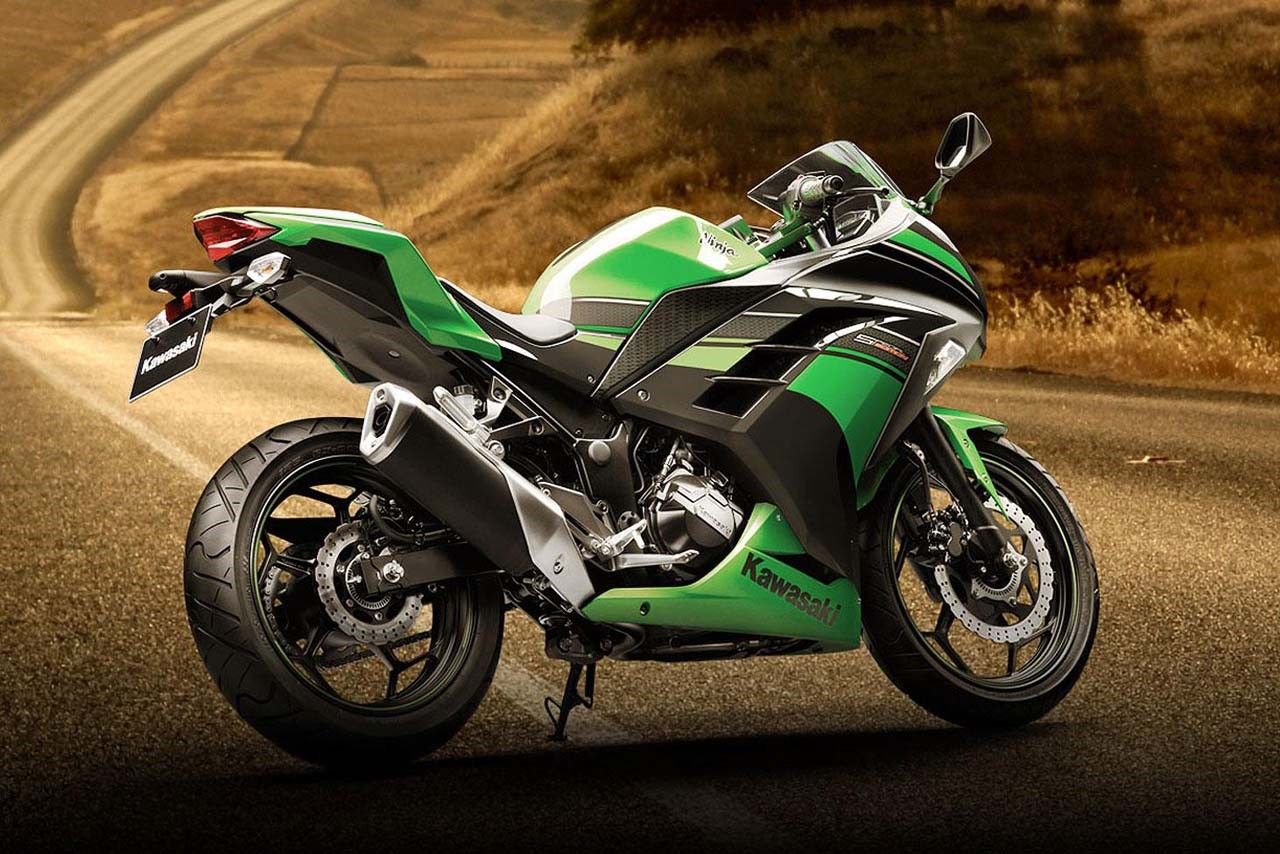 Kawasaki Ninja 300 Bs6 - HD Wallpaper 