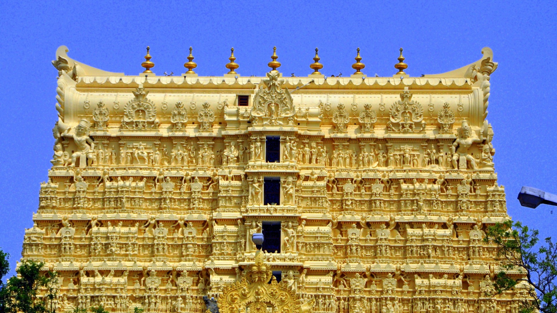Sri Padmanabhaswamy Temple - HD Wallpaper 