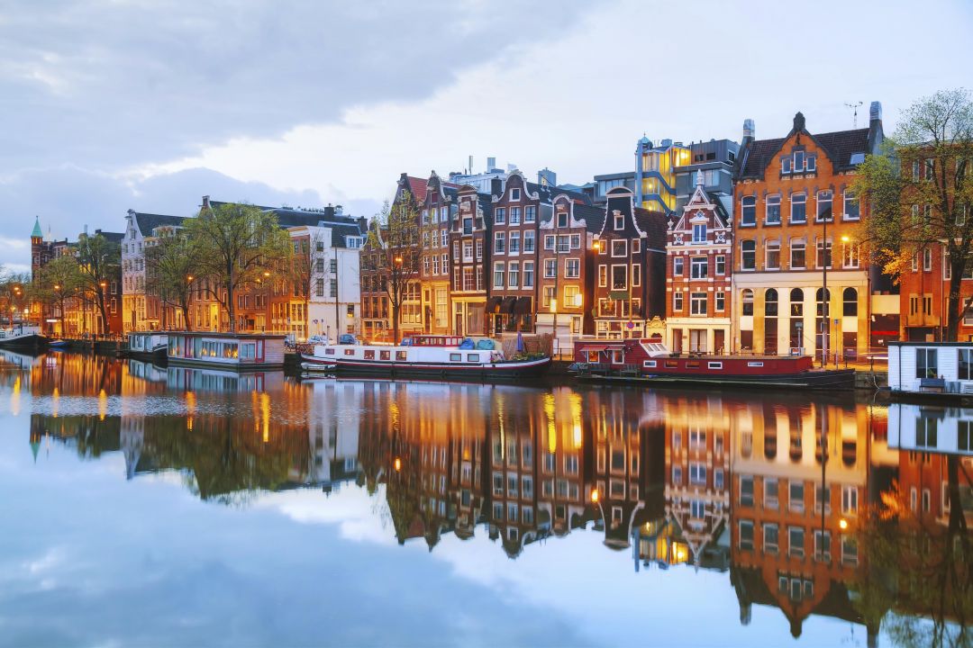 Android, Iphone, Desktop Hd Backgrounds / Wallpapers - Amsterdam Best - HD Wallpaper 