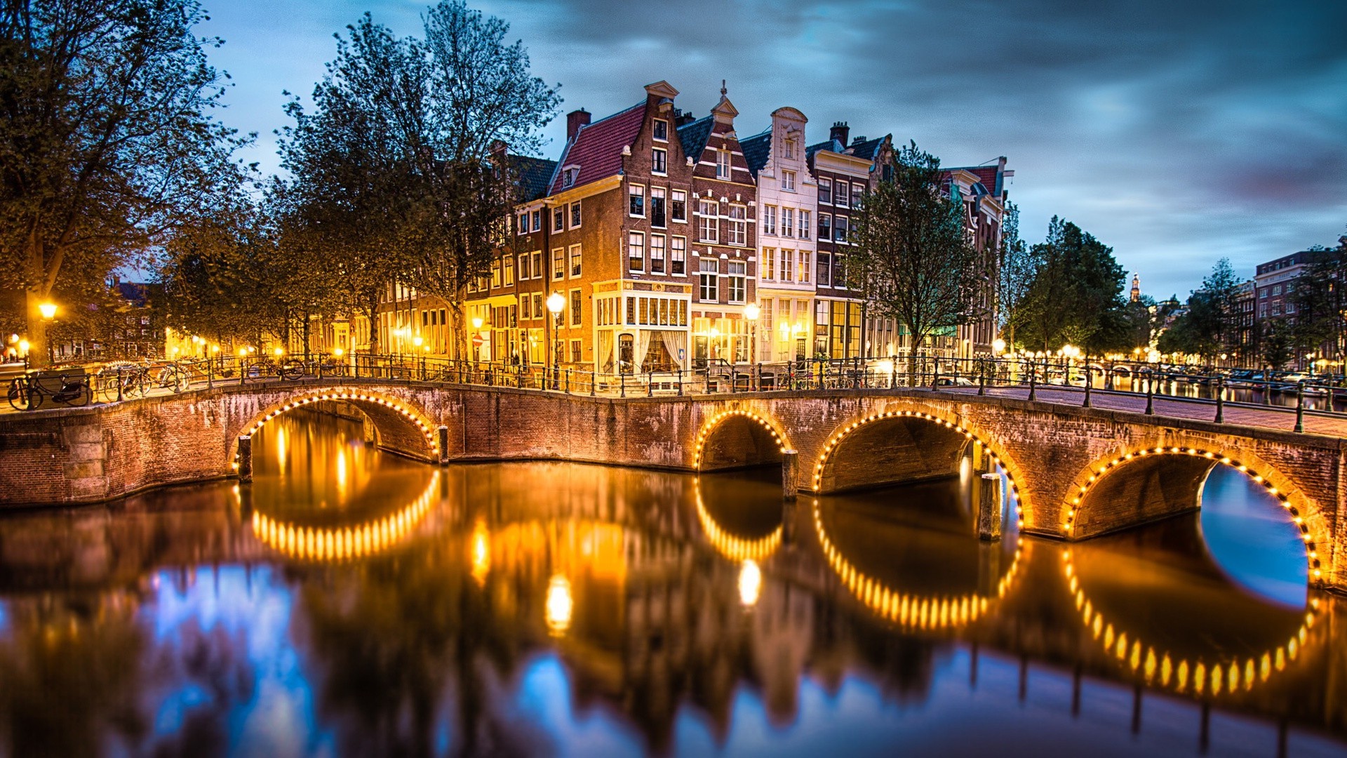 City Bridge Reflection Building Architecture River - Amsterdam Canal Wallpaper Hd - HD Wallpaper 