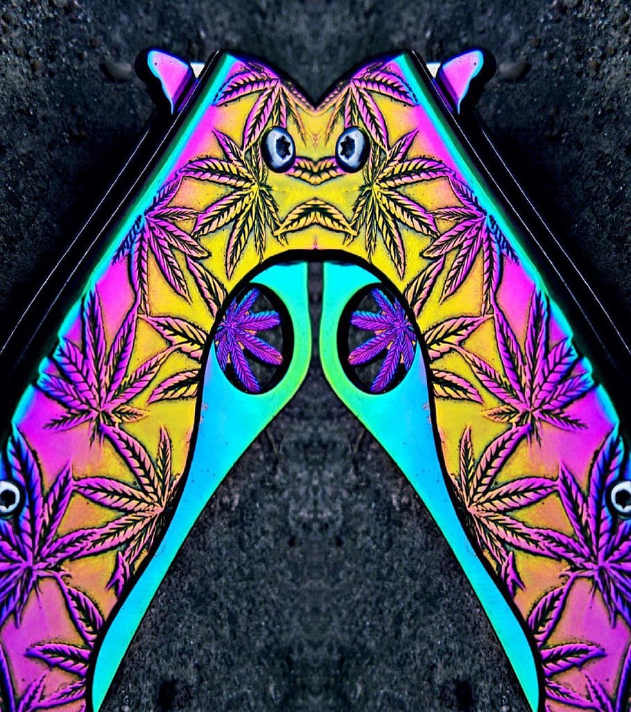 Funny Pictures, Knife, Weed, Pink, Face, Laugh, Humor, - Knife - HD Wallpaper 