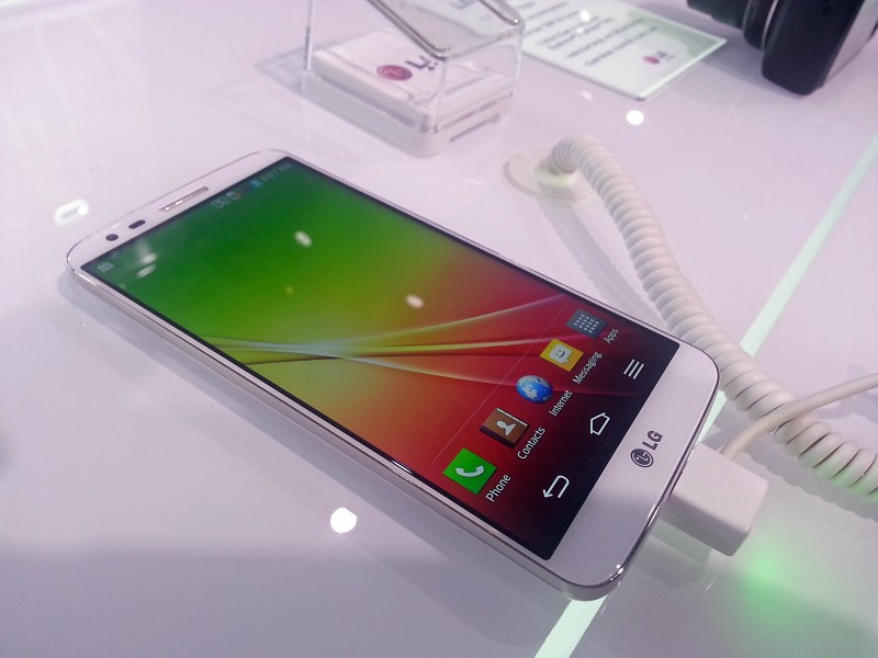 Lg G2 Mobile Phone Wallpaper - HD Wallpaper 