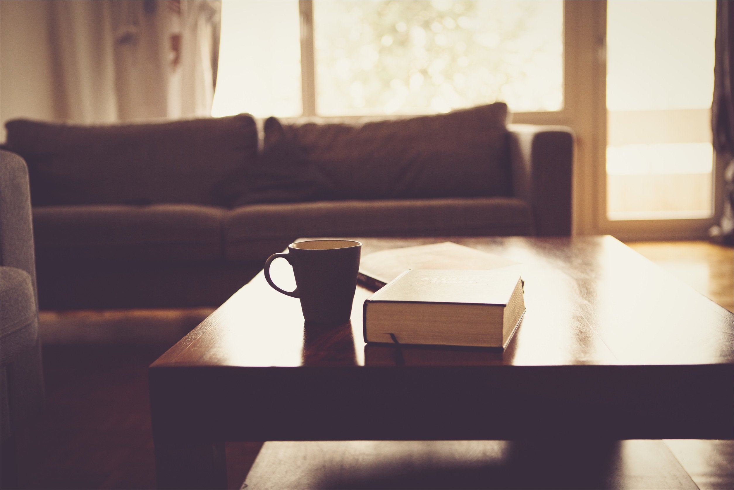 Bible And Coffee - HD Wallpaper 