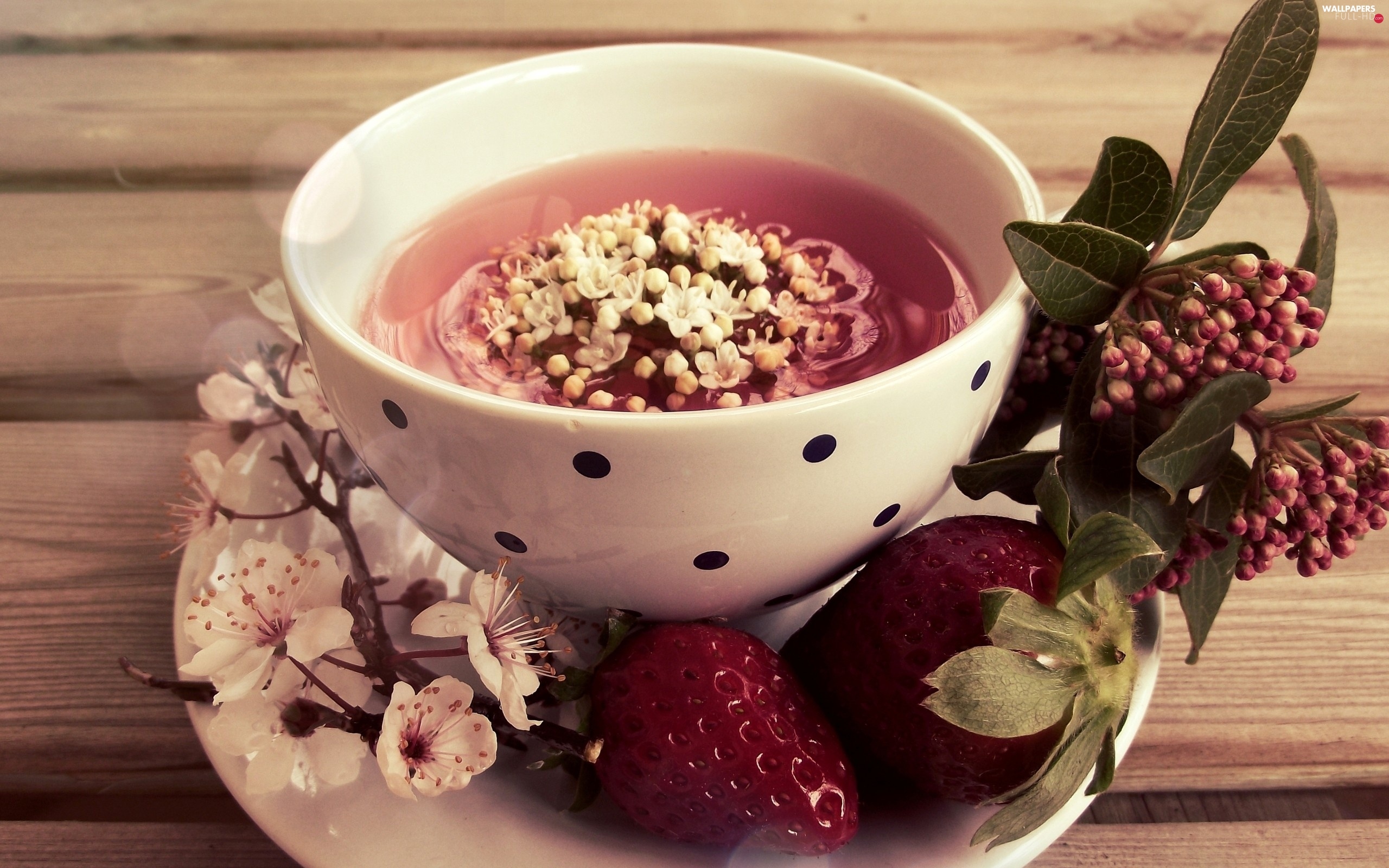 Flourishing, Tea, Strawberries, Twigs, Cup - Красивые Картинки С Чаем - HD Wallpaper 
