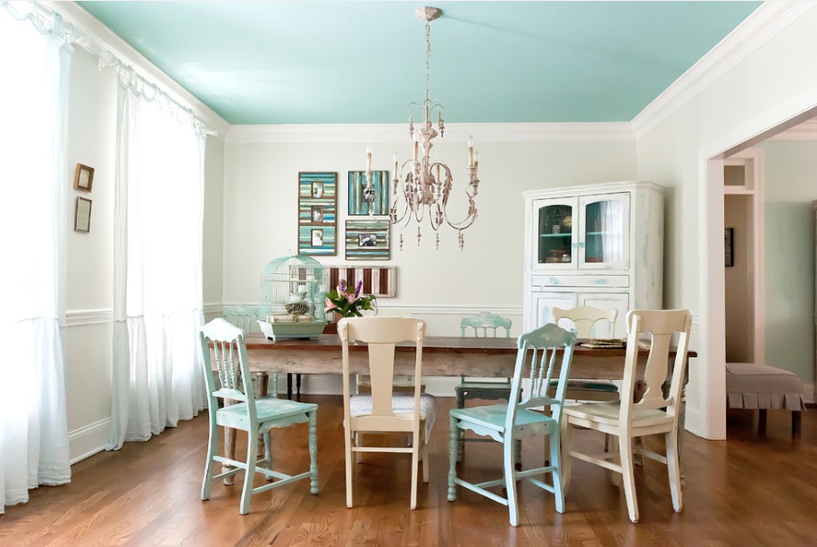Dining Room With Turquoise Ceiling - White Walls With Colored Ceiling - HD Wallpaper 