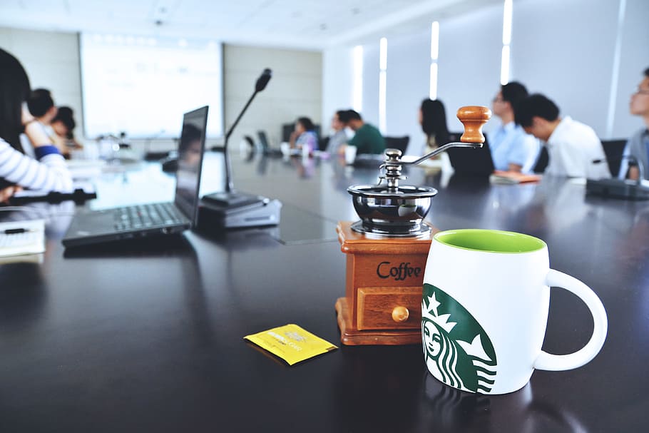 Office Meeting And Presentation With Coffee Cup, Food/drink, - Starbucks New Logo 2011 - HD Wallpaper 