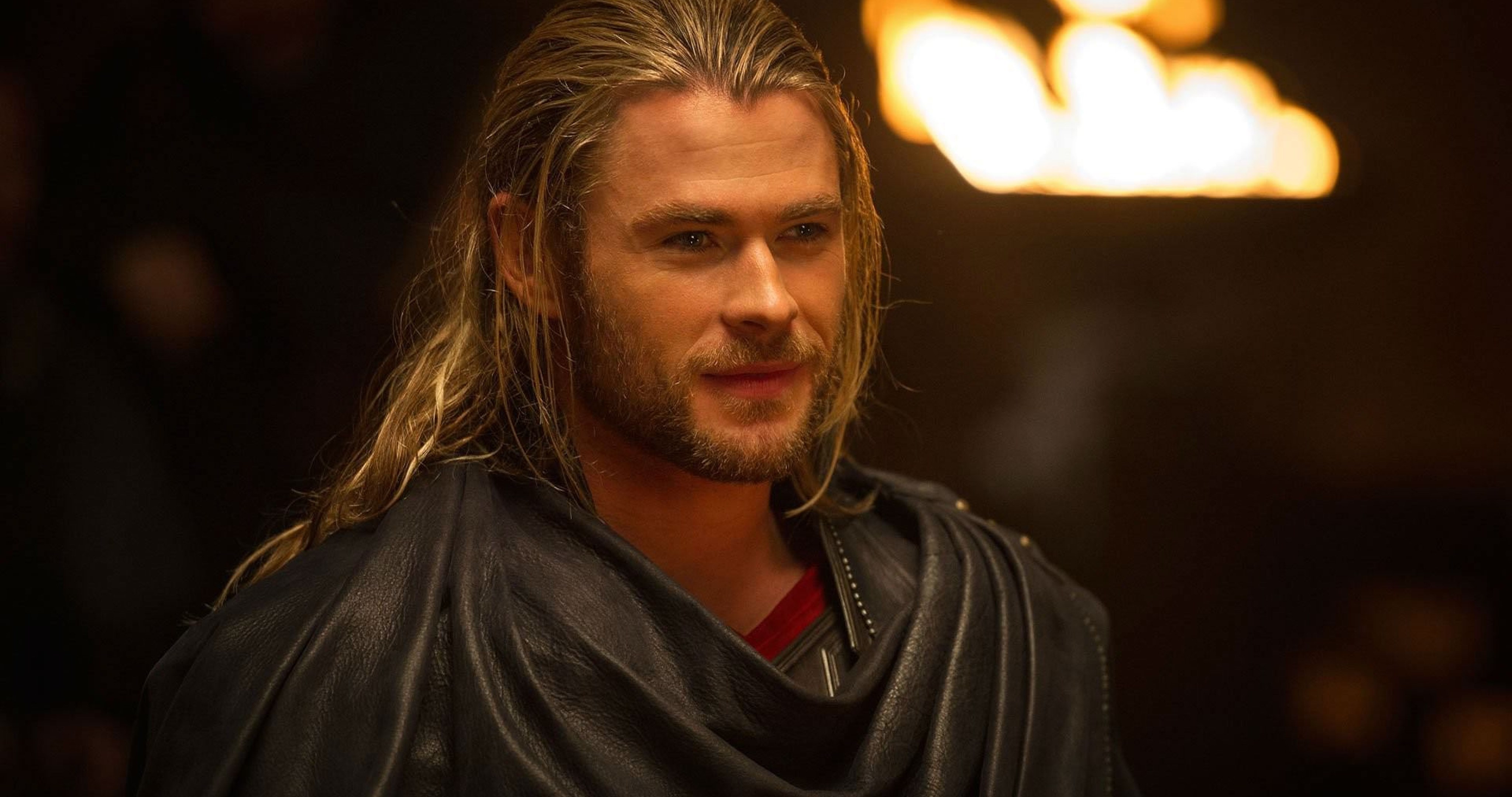 Thor Dark Kingdom Chris Hemsworth - HD Wallpaper 