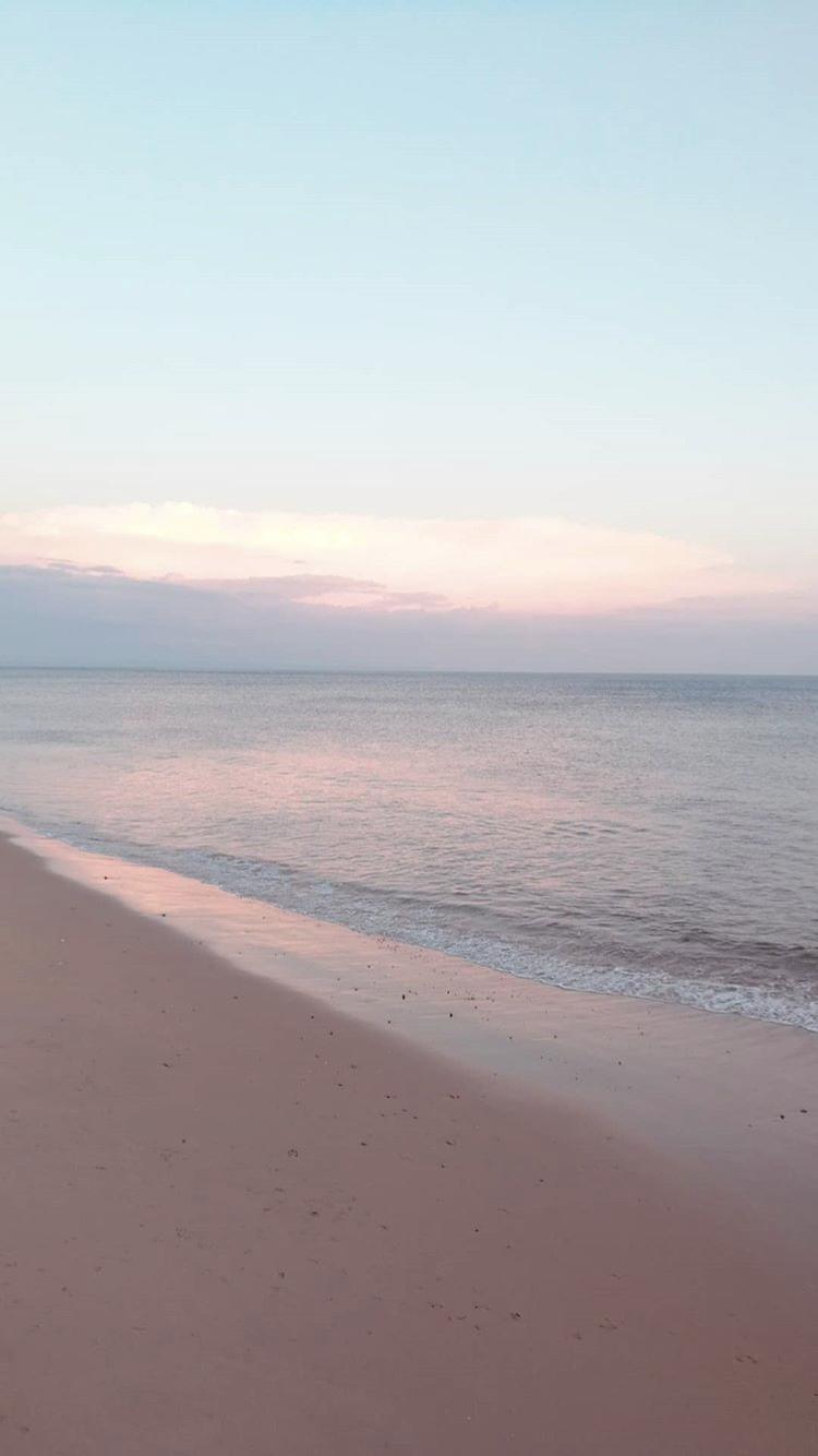 Aesthetic Wallpaper Calm - HD Wallpaper 