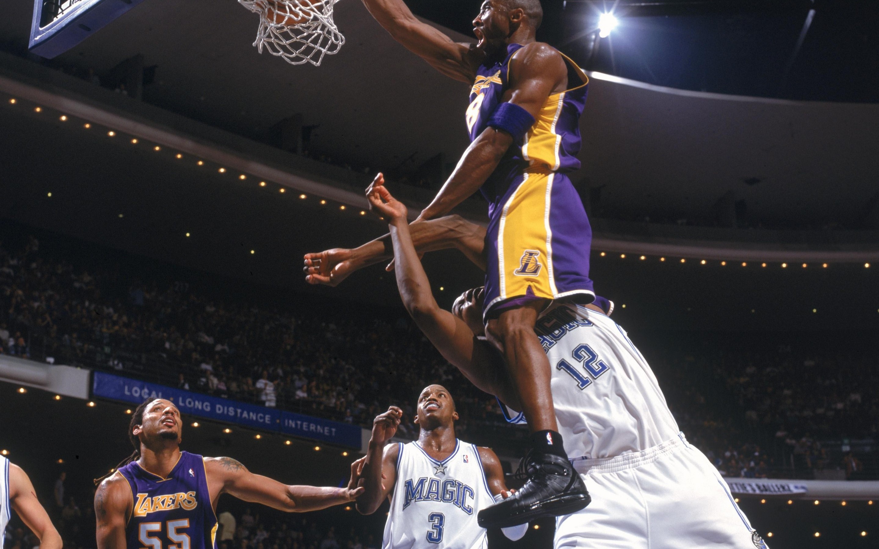 Nba Basketball Kobe Bryant Los Angeles Lakers Dwight - Kobe Bryant Dunk - HD Wallpaper 