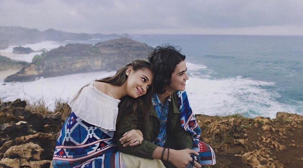 Aliando Dan Aurora Mesra © 2018 Brilio - Aurora Ribero Dan Aliando - HD Wallpaper 