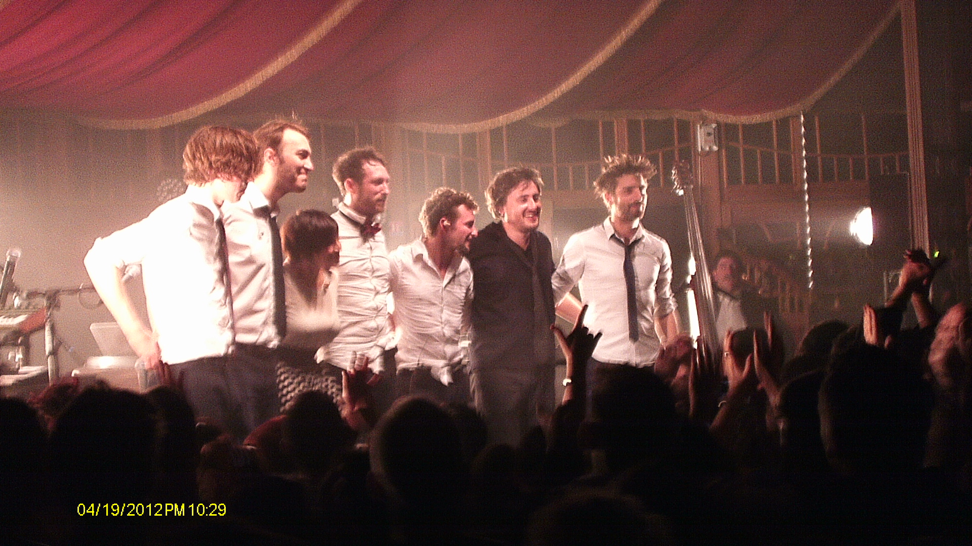 Performance - HD Wallpaper 