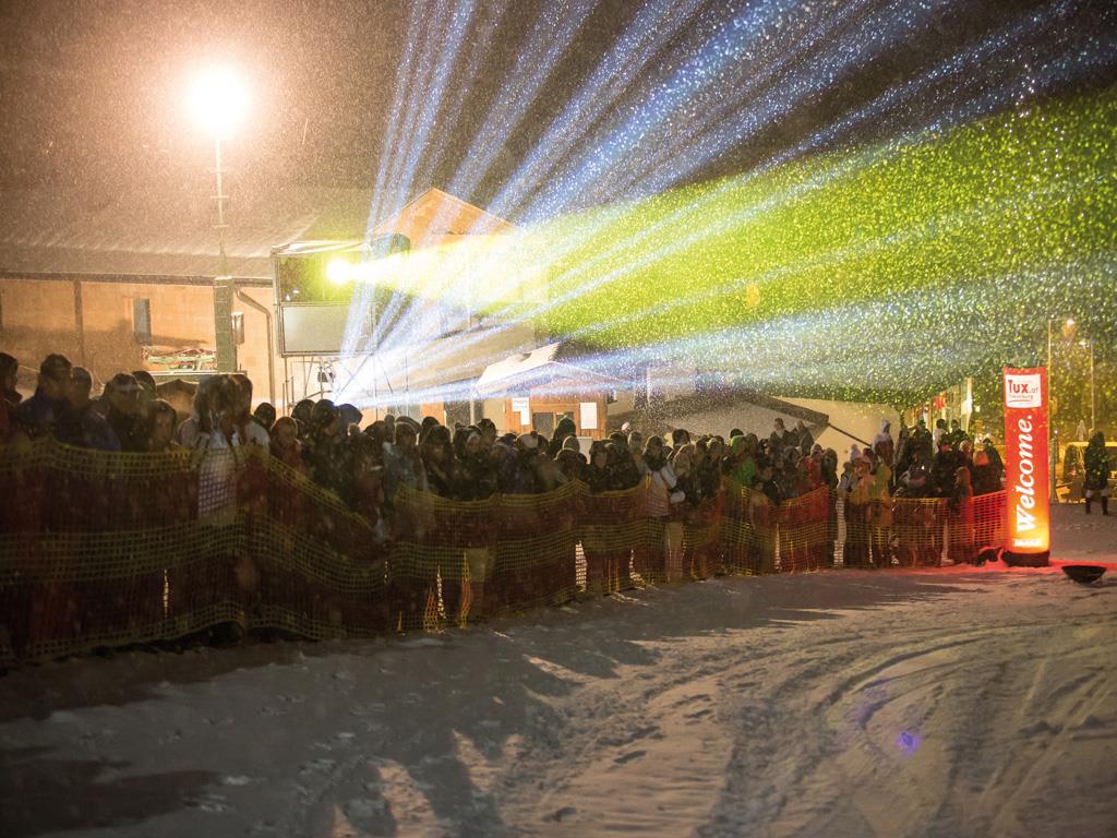 Security Lighting - HD Wallpaper 