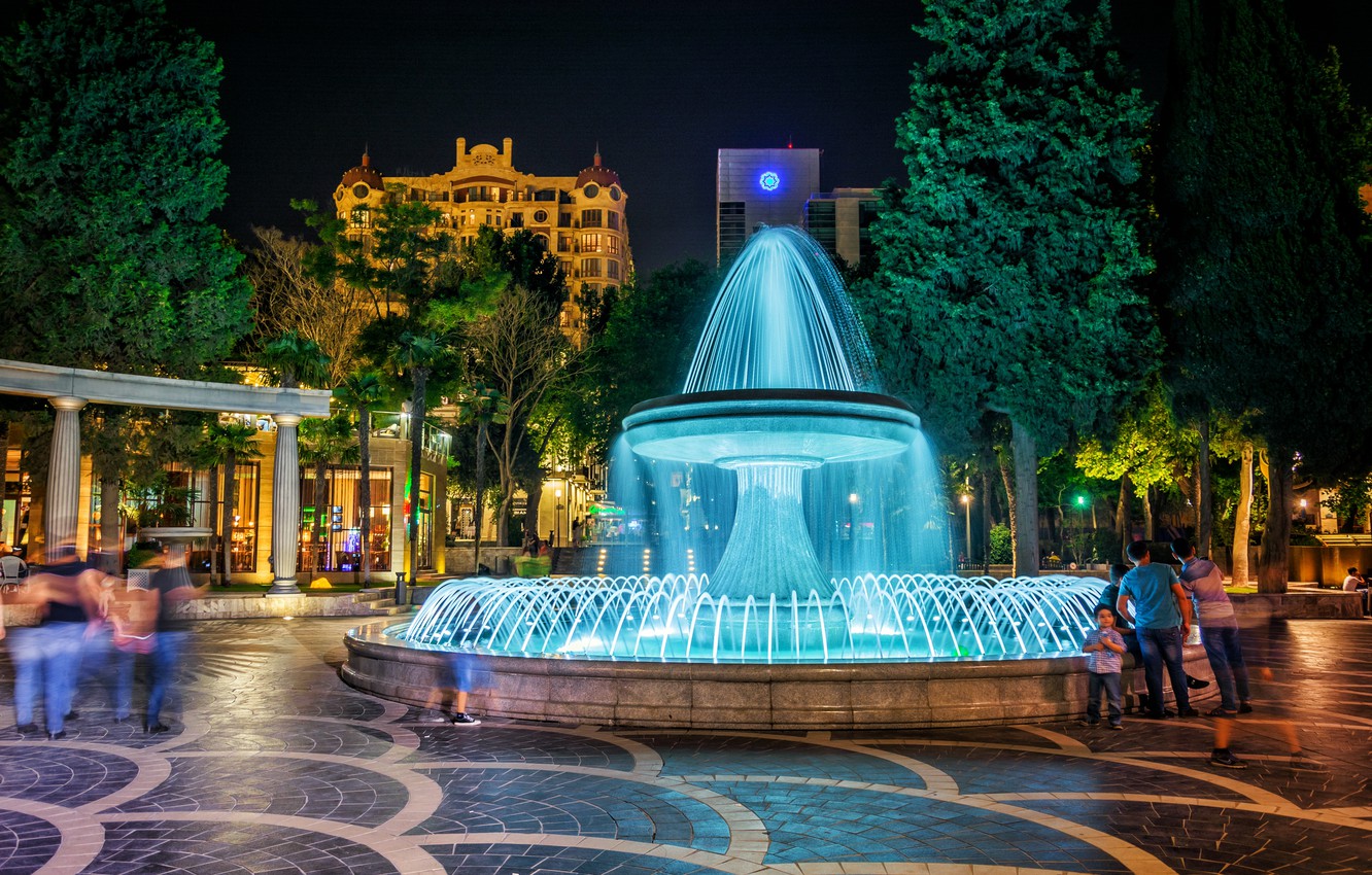 Photo Wallpaper Night, Fountain, Night, Azerbaijan, - Азербайджан Обои На Рабочий Стол - HD Wallpaper 