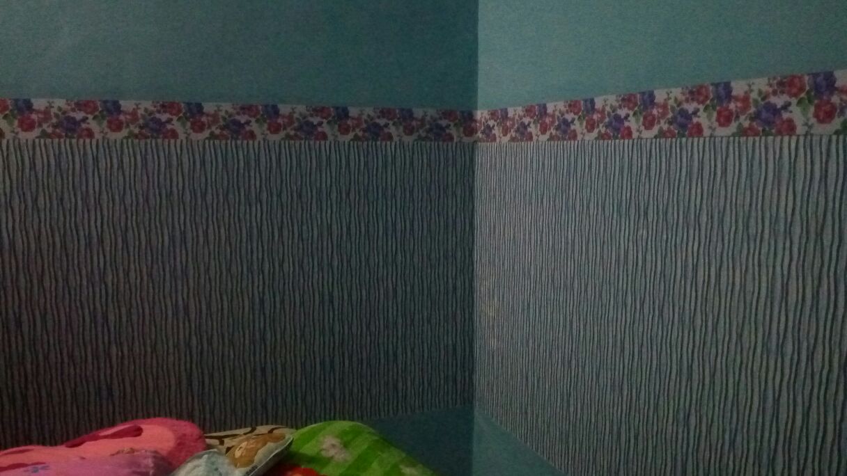 Wallpaper Dinding Motif Line Ungu - Window Covering - HD Wallpaper 