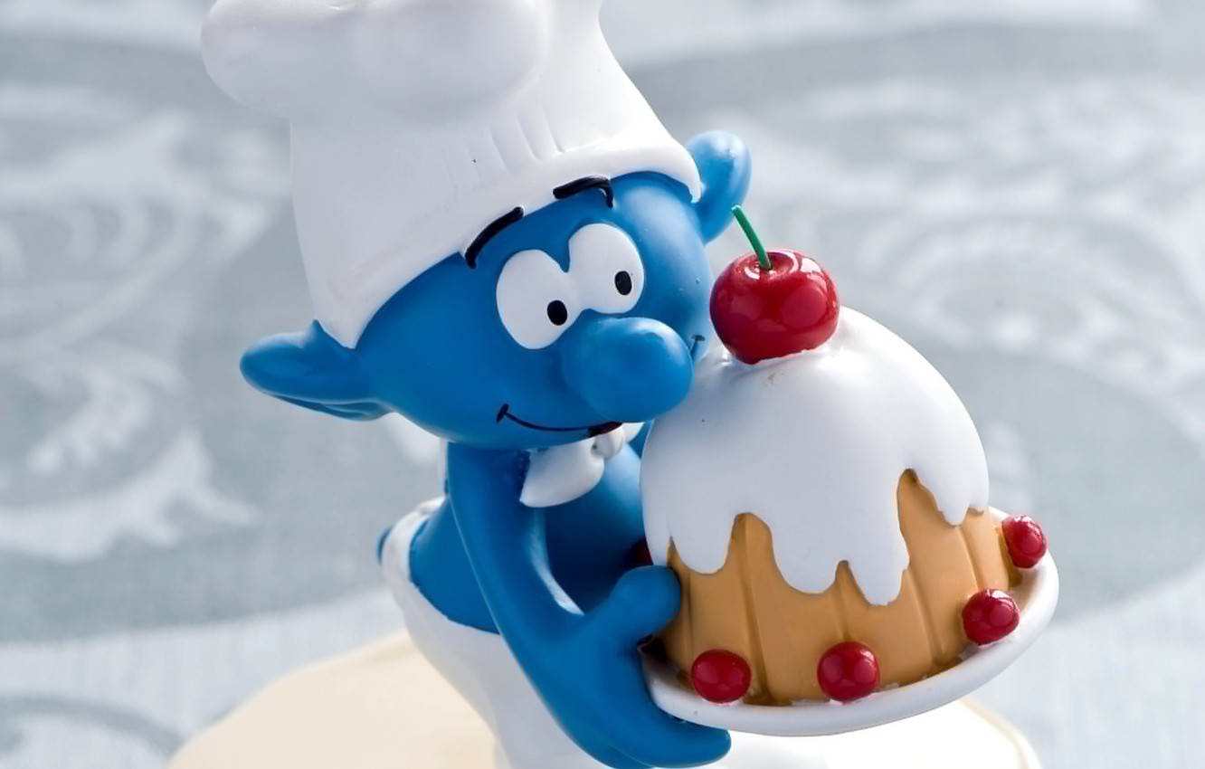 Photo Wallpaper Cherry, Toy, Dessert, Figure, Smurf, - Гномик С Тортом Ты Не Беременна - HD Wallpaper 