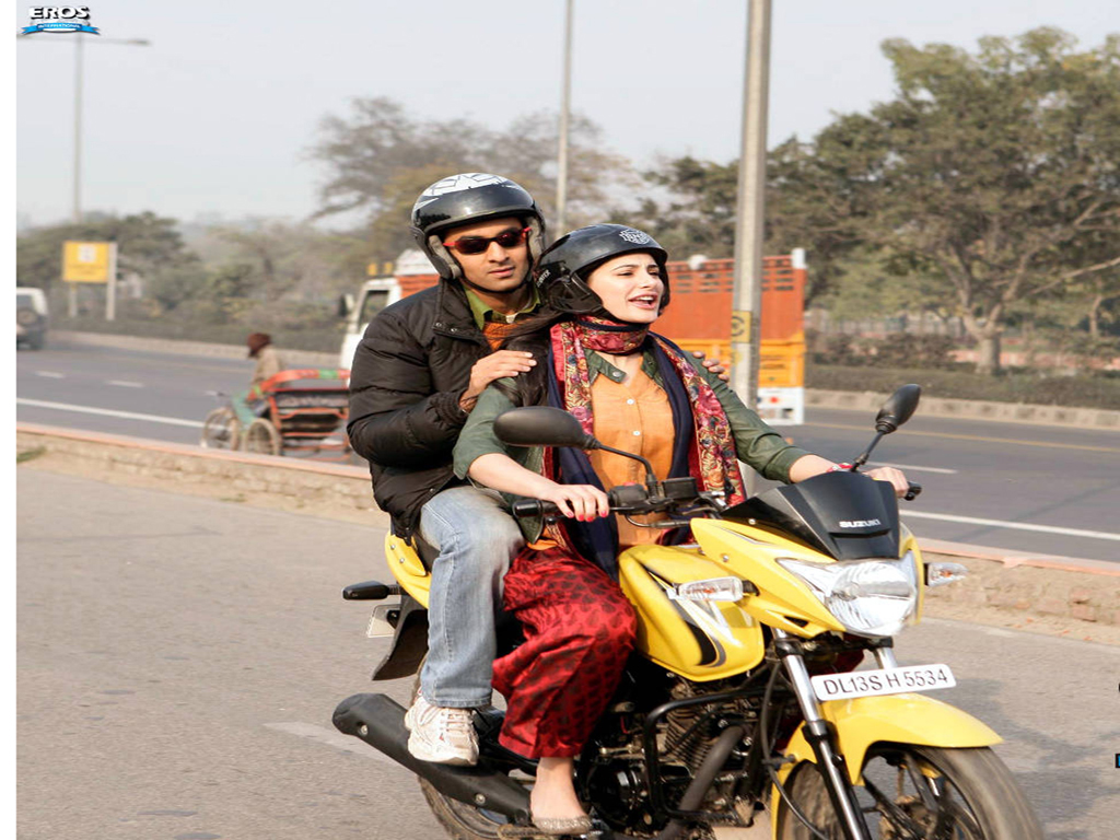 Nargis Fakhri And Ranbir Kapoor - HD Wallpaper 