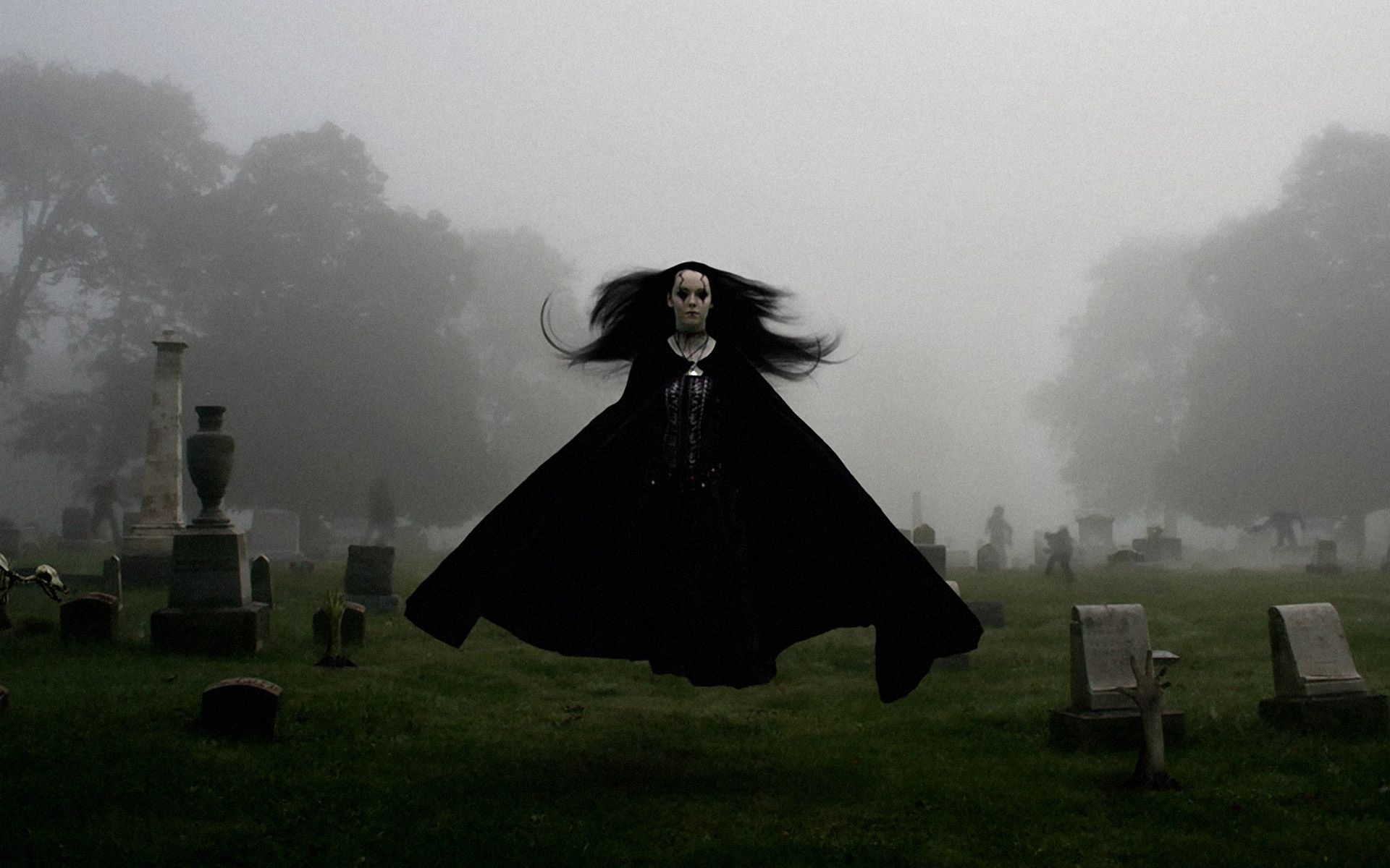 Scary Graveyard - HD Wallpaper 