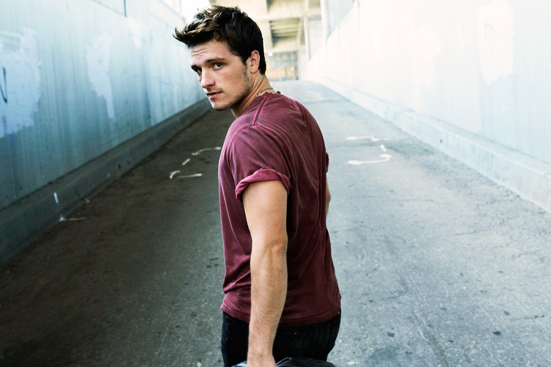 Josh Hutcherson Wallpapers High Resolution And Quality - Hot Josh Hutcherson - HD Wallpaper 