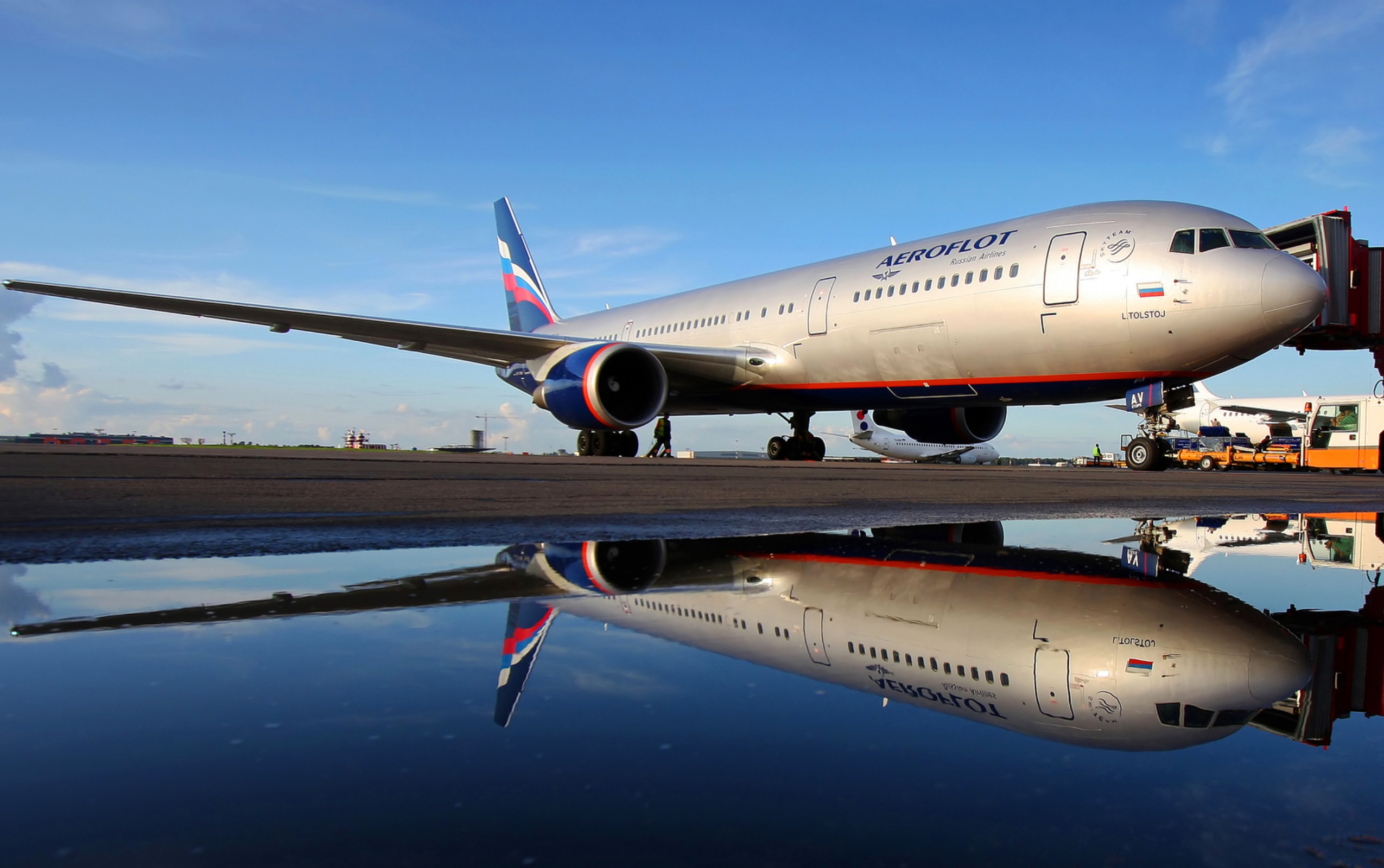 Airlines Boeing - Boeing 767 - HD Wallpaper 