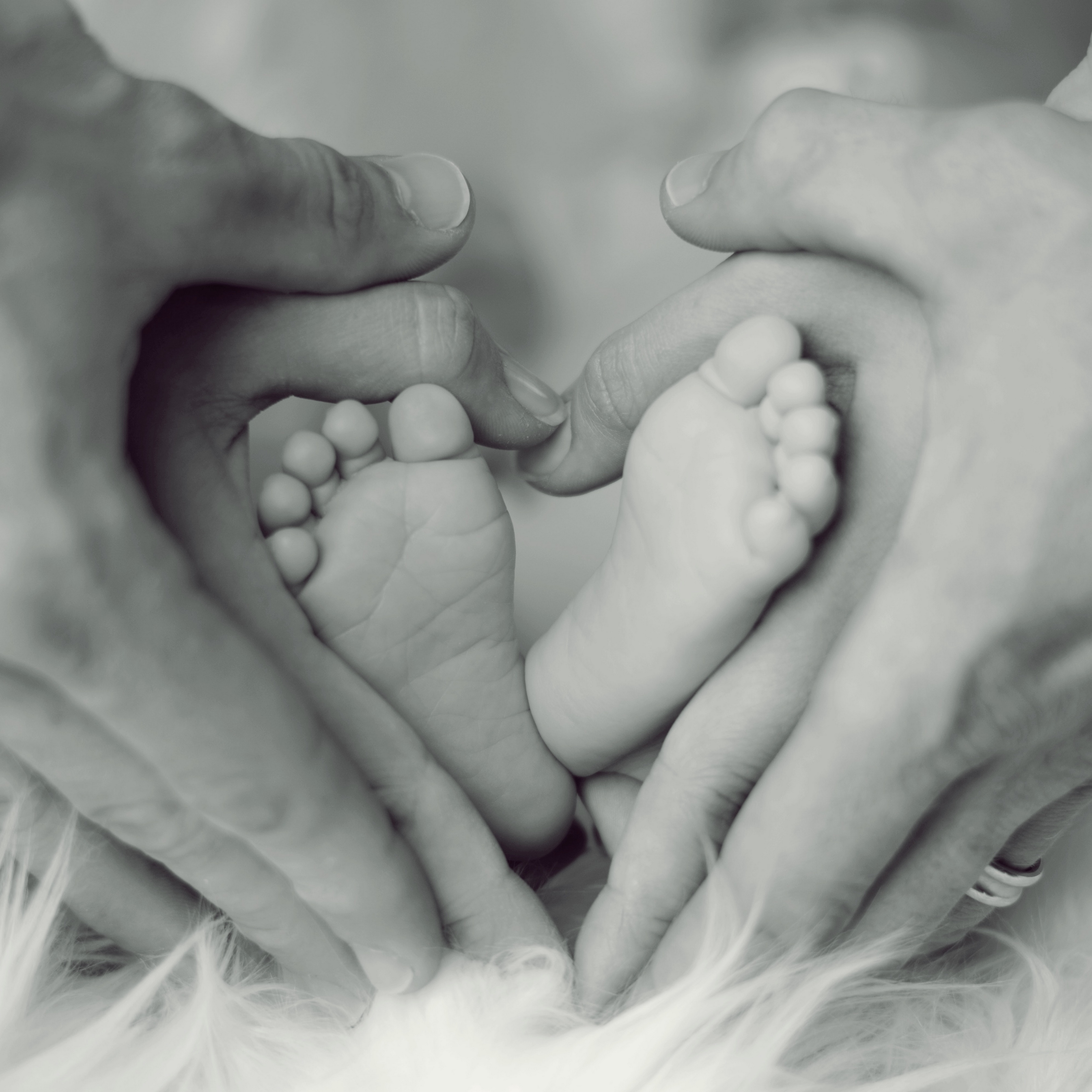 Wallpaper Family, Hands, Love, Child, Happiness, Bw - Love Family Images Download - HD Wallpaper 