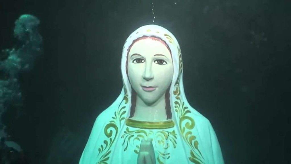 Mary Mother Of God Wallpaper Mary Mother Of God Wallpaper - Mary Under The Water - HD Wallpaper 