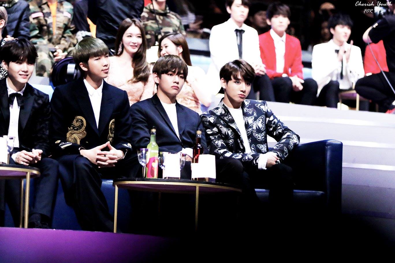 Mama 2016 Bts Audience - HD Wallpaper 