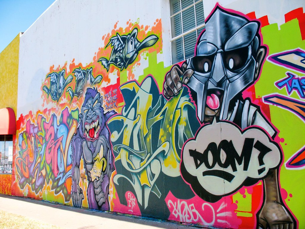 Mf Doom Street Art - HD Wallpaper 