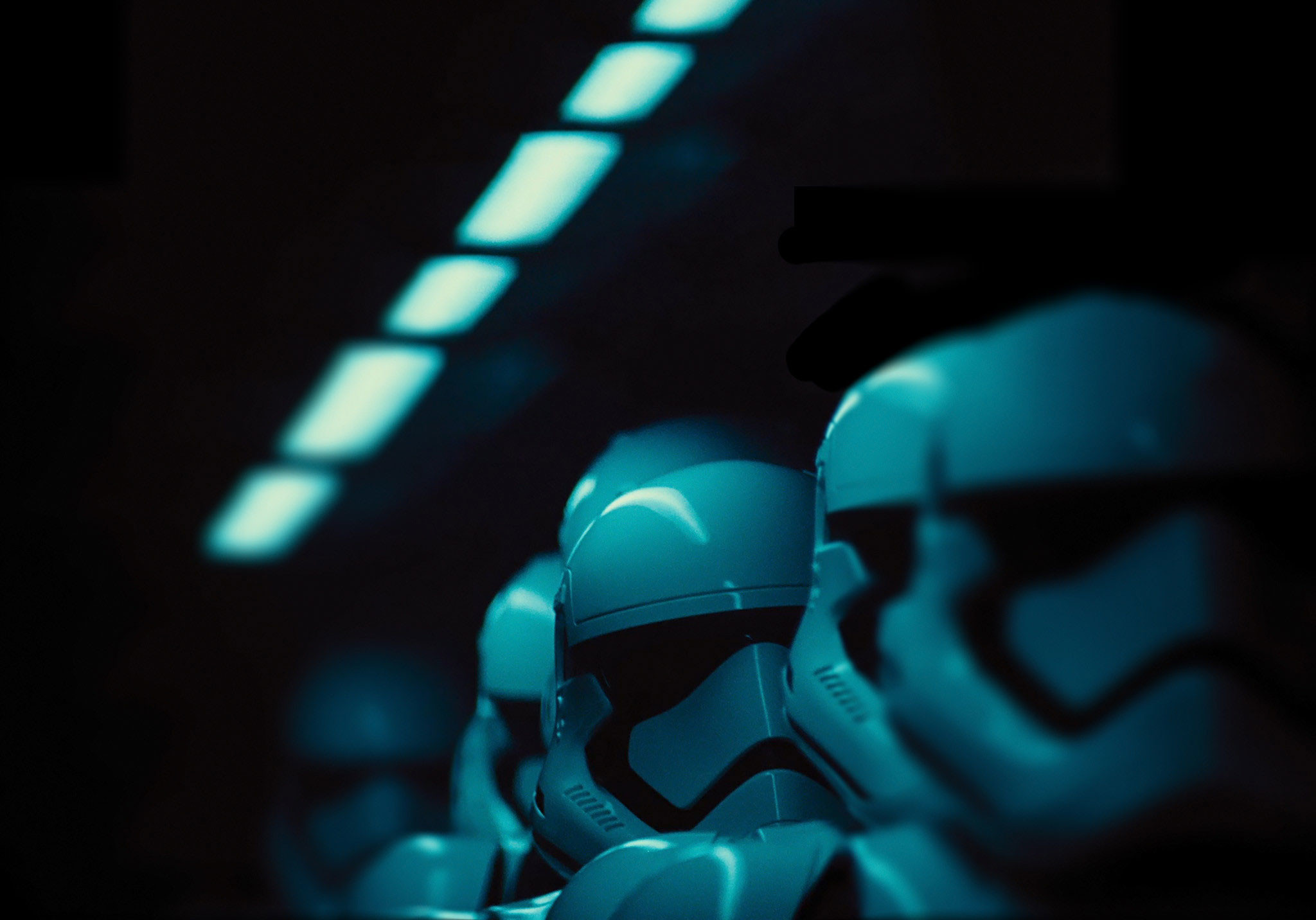 Star Wars The Force Awakens Stormtrooper Wallpaper - Star Wars Chrome Background - HD Wallpaper 