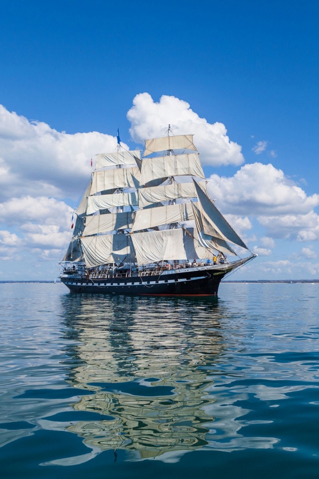 Mobile Wallpaper Ship - HD Wallpaper 