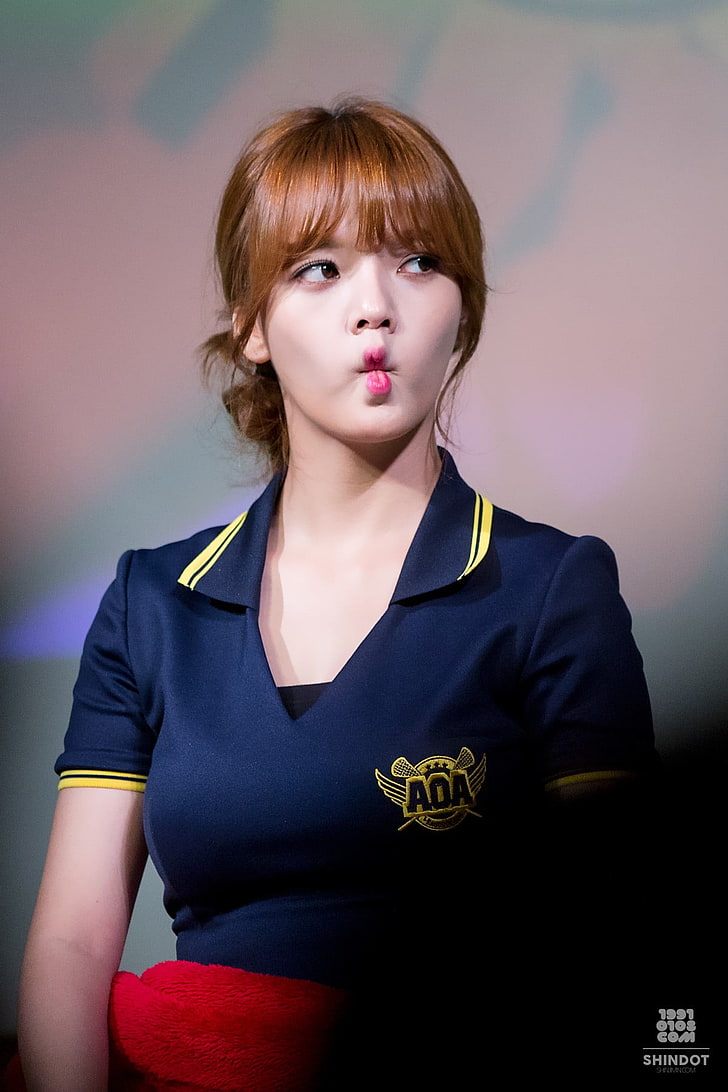 Women S Blue Polo Shirt, Aoa, Jimin, Redhead, Korean, - Jimin Aoa - HD Wallpaper 