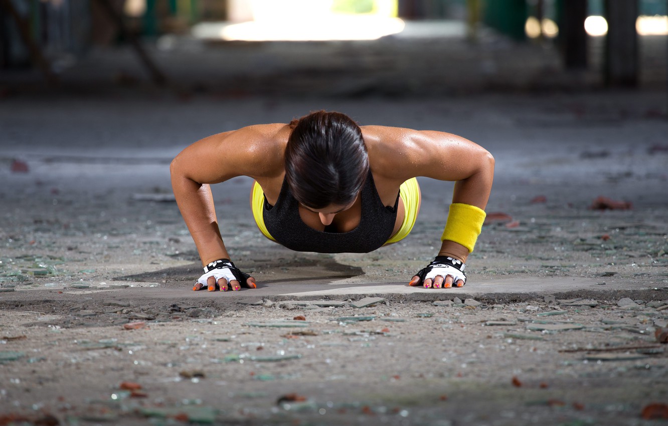Photo Wallpaper Woman, Workout, Fitness, Push-ups - Allenamento Veloce Full Body - HD Wallpaper 